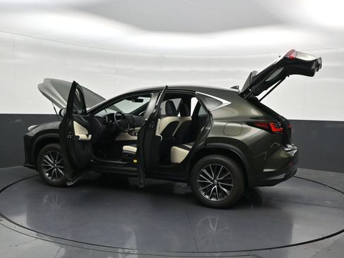 Used 2024 Lexus NX 250 FWD image 35