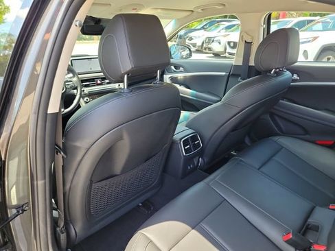Used 2026 Genesis G70 2.5T RWD image 12