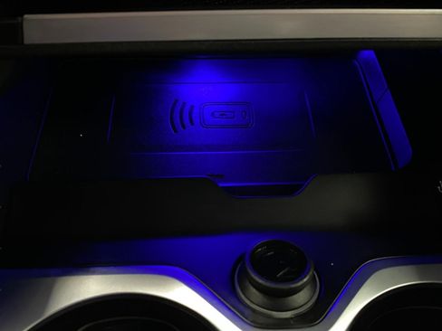 Certified 2023 BMW X7 M60i w/ Executive Package image 30