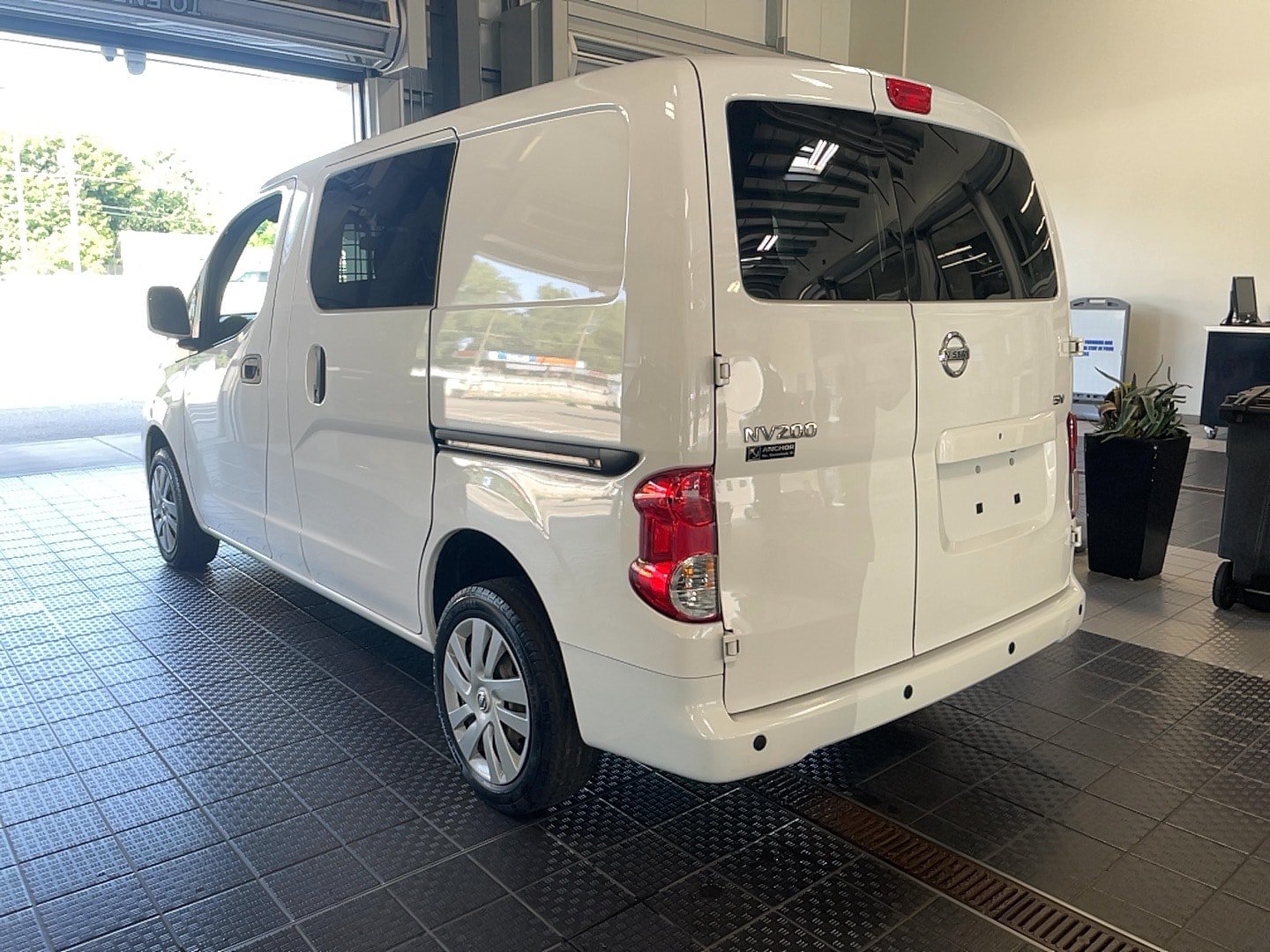Used 2021 Nissan NV200 SV w/ Sliding Door Glass Package FWD image 10
