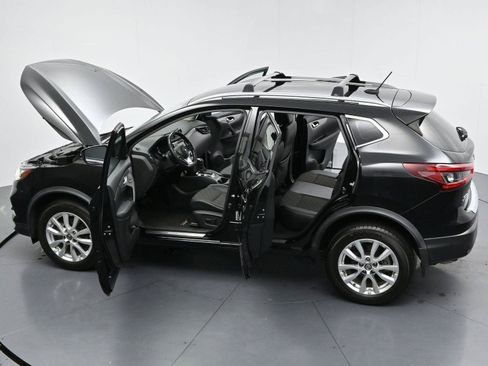 Used 2020 Nissan Rogue Sport SV w/ Technology Package FWD image 41