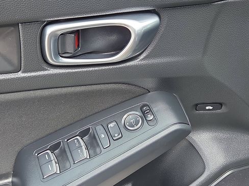 Used 2025 Honda Civic LX image 13