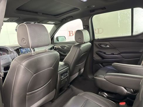 Used 2023 Chevrolet Traverse Premier w/ Redline Edition image 14