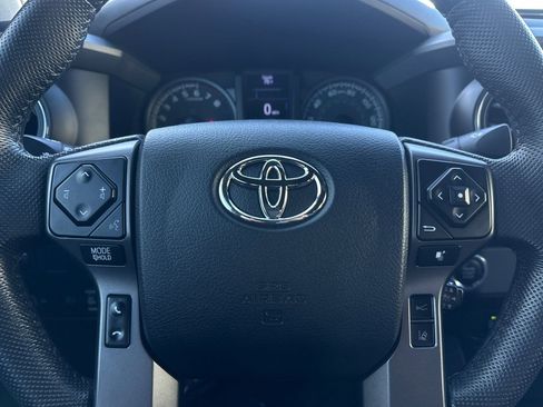 Used 2020 Toyota Tacoma TRD Sport w/ Technology Package image 22