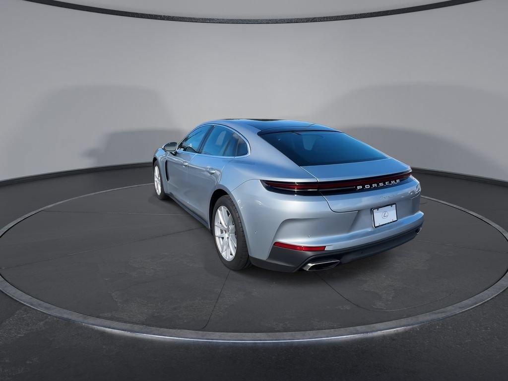 Used 2026 Porsche Panamera w/ Premium Package RWD image 7
