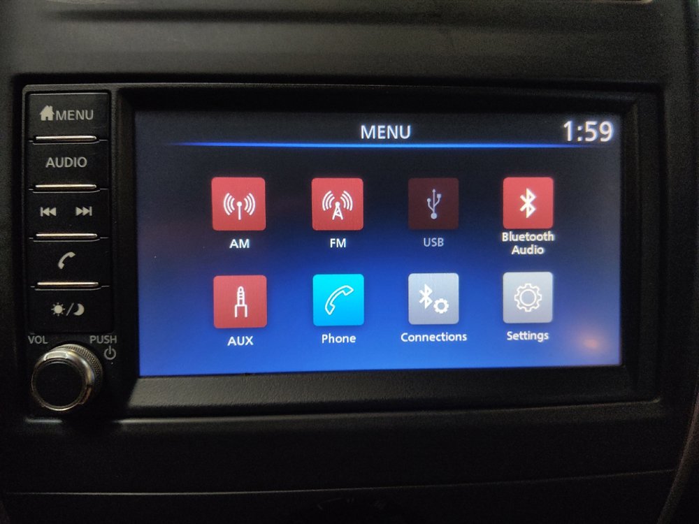 Used 2018 Nissan Versa Note SV FWD image 25