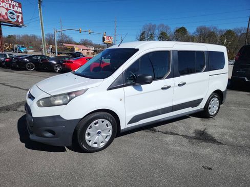 Used 2018 Ford Transit Connect XL image 3