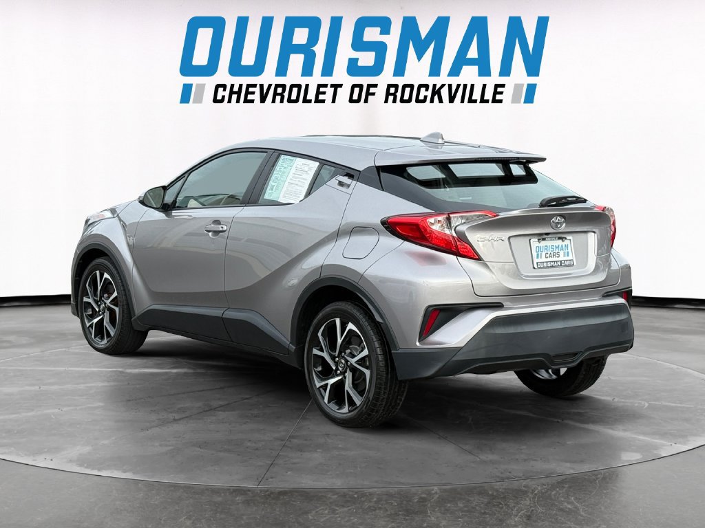 Used 2019 Toyota C-HR XLE FWD image 4