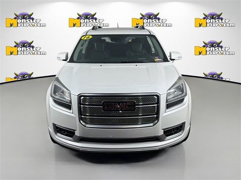 Used 2016 GMC Acadia Denali image 2