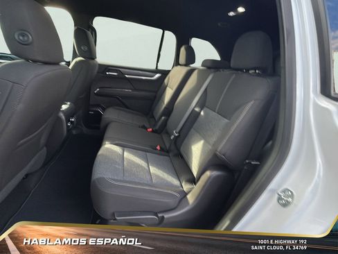 Certified 2025 GMC Acadia Elevation image 27