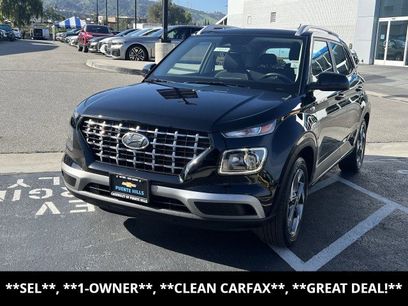 Used 2025 Hyundai Venue SEL