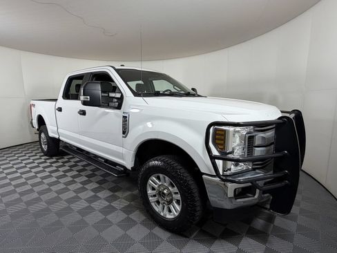 Used 2019 Ford F250 XLT w/ XLT Value Package AWD/4WD image 1