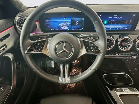 Used 2024 Mercedes-Benz CLA 250 image 18