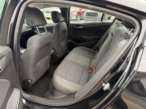 Used 2016 Chevrolet Cruze LT w/ Convenience Package image 17