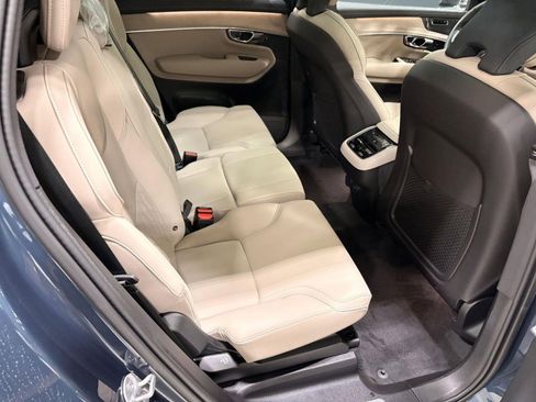 New 2026 Volvo XC90 B6 Plus w/ Protection Package Premier AWD/4WD image 26