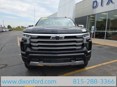 Used 2023 Chevrolet Silverado 1500 High Country image 6