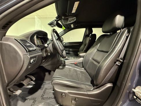 Used 2021 Jeep Grand Cherokee Limited w/ Quick Order Package 28K 80th AWD/4WD image 13