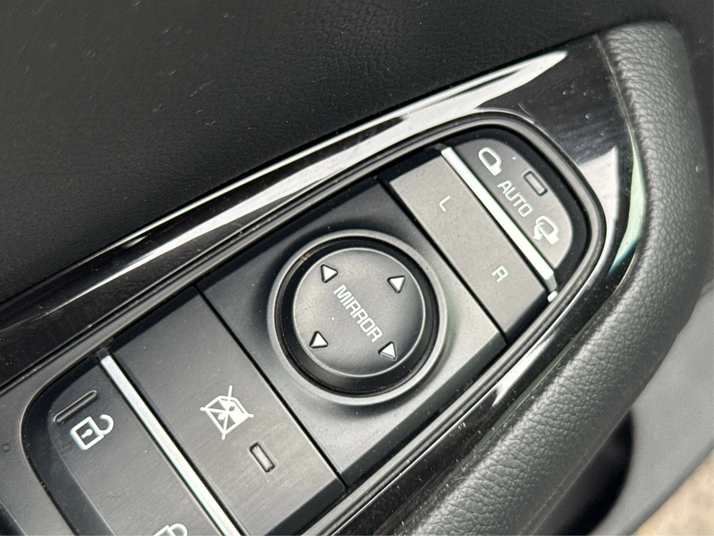 Used 2018 Kia Optima SX FWD image 41