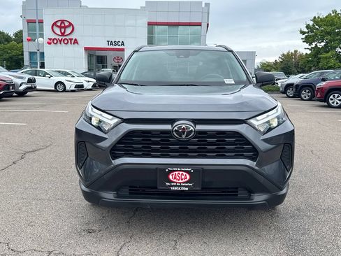 Used 2025 Toyota RAV4 LE AWD/4WD image 2