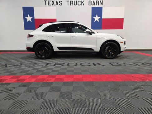 Used 2016 Porsche Macan S image 14