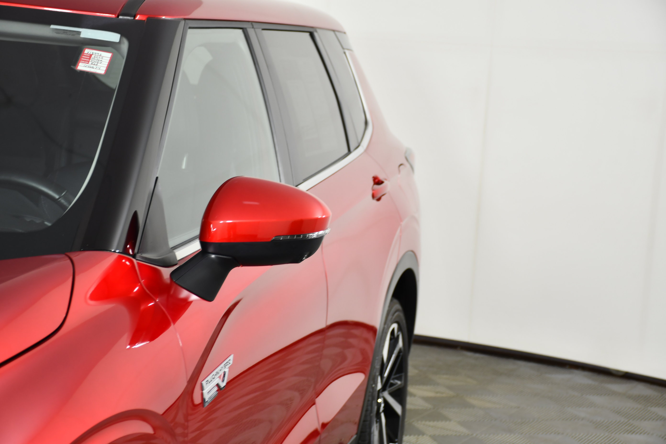 Used 2025 Mitsubishi Outlander SE AWD/4WD image 13