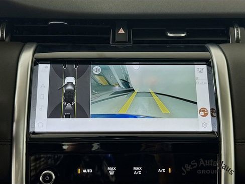 Used 2023 Land Rover Discovery Sport S image 19