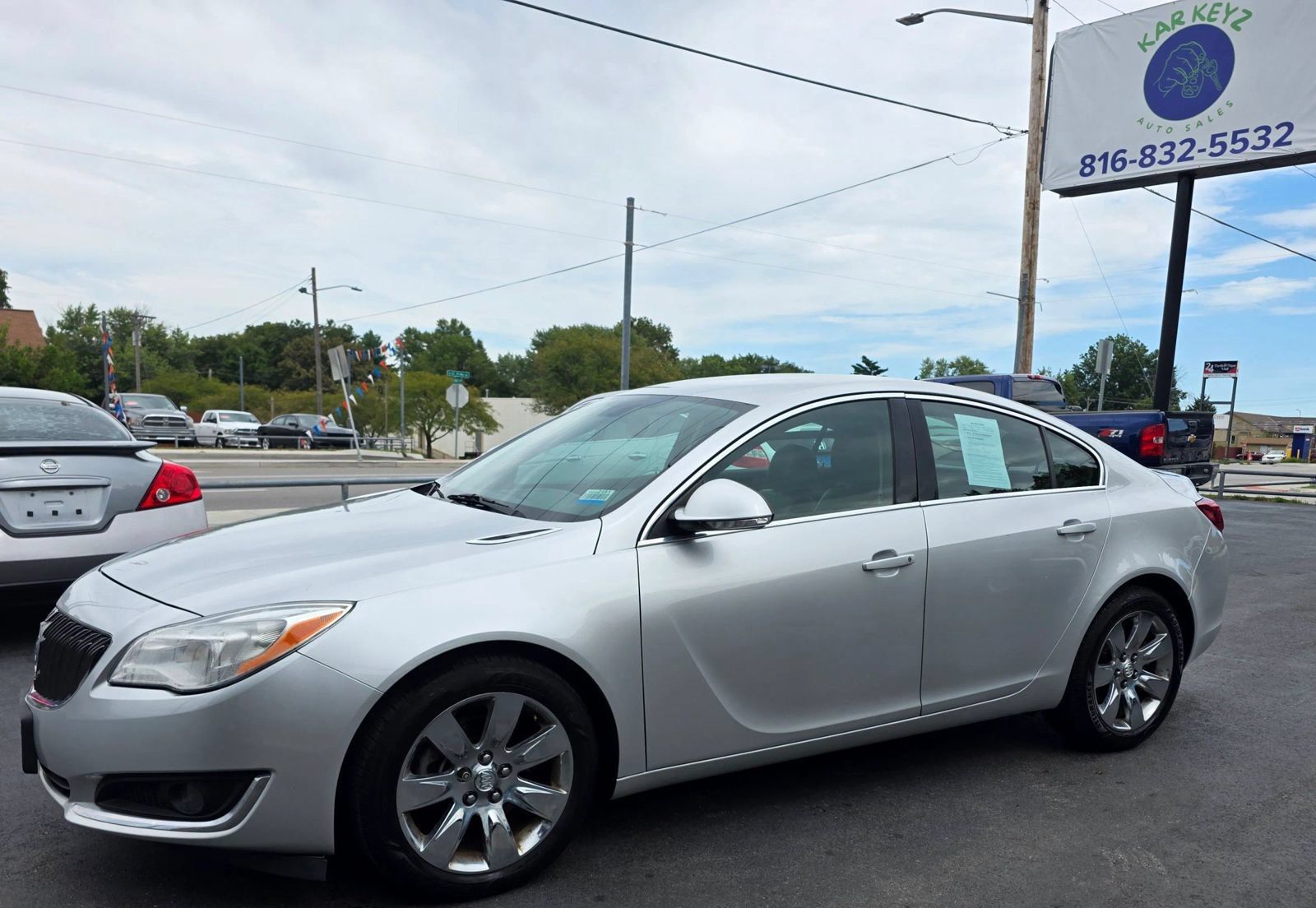 Used 2015 Buick Regal FWD image 1
