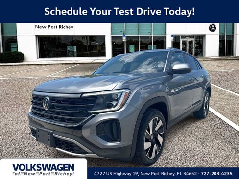 Certified 2024 Volkswagen Atlas Cross Sport SE FWD image 1
