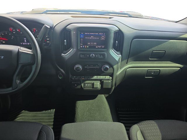 Used 2025 Chevrolet Silverado 2500 Custom w/ Custom Value Package AWD/4WD image 13