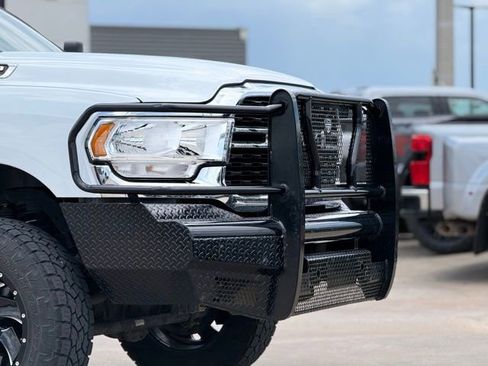 Used 2022 RAM 2500 Big Horn AWD/4WD image 9
