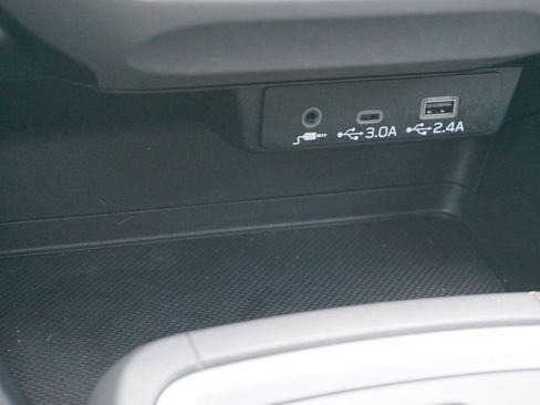 Used 2024 Subaru Crosstrek 2.0i Premium image 20