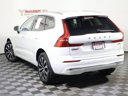 Used 2023 Volvo XC60 B5 Plus AWD/4WD image 16