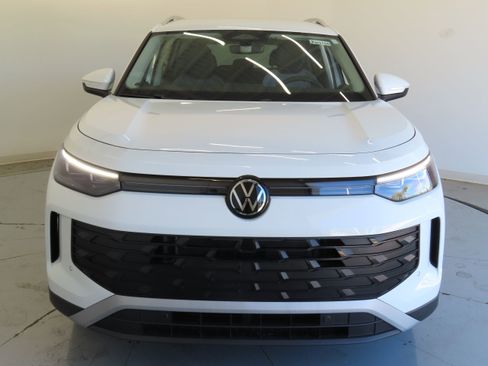 New 2025 Volkswagen Tiguan S image 10