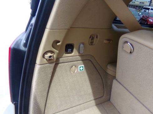 Used 2012 Mercedes-Benz GL 450 4MATIC image 26