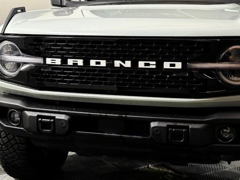 Used 2023 Ford Bronco Wildtrak AWD/4WD image 12