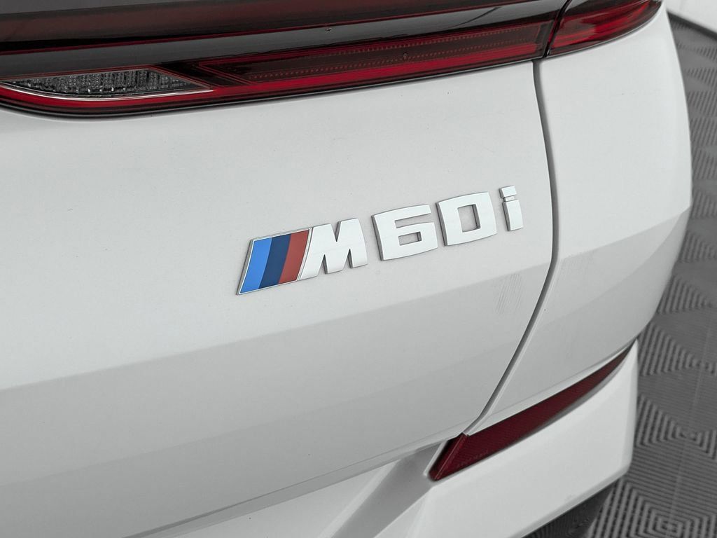 Used 2026 BMW X6 M60i AWD/4WD image 12