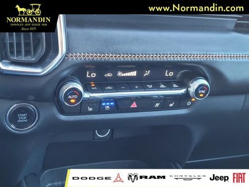 Used 2025 MAZDA CX-50 AWD 2.5 S w/ Premium Plus Pkg image 11