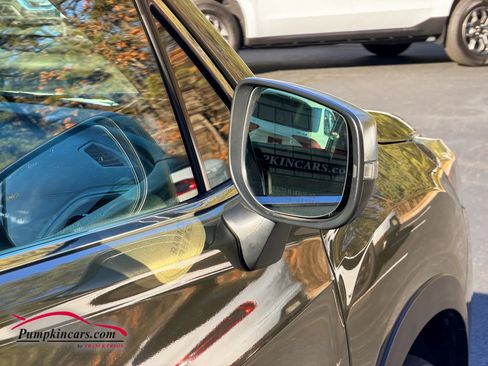 Used 2023 Subaru Forester Touring image 39