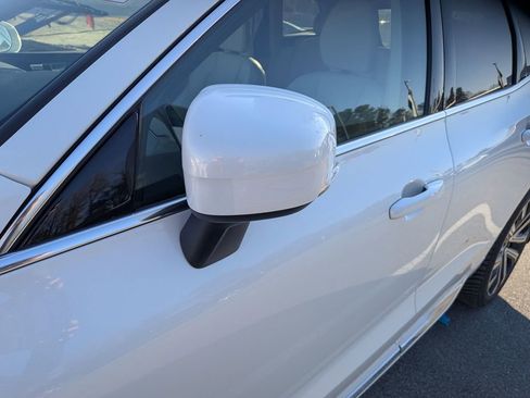 Used 2023 Volvo XC60 B6 Ultimate w/ Climate Package image 5