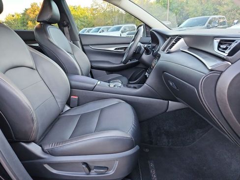 Used 2024 INFINITI QX50 Luxe AWD/4WD image 21