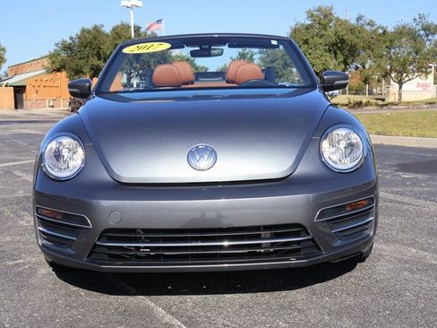 Used 2017 Volkswagen Beetle 1.8T Classic image 3