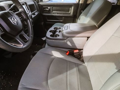 Used 2014 RAM 1500 Express image 9