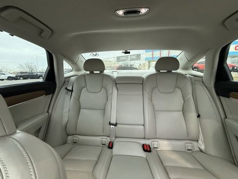 Used 2017 Volvo S90 T6 Inscription w/ Vision Package image 21
