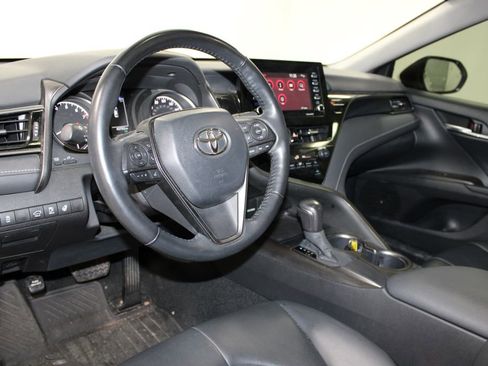 Used 2021 Toyota Camry SE image 17