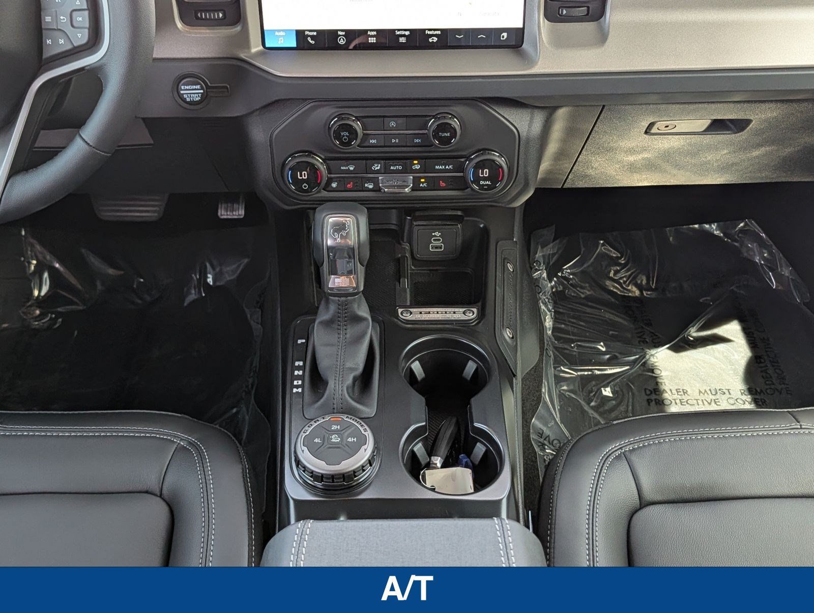 Used 2026 Ford Bronco Outer Banks AWD/4WD image 39