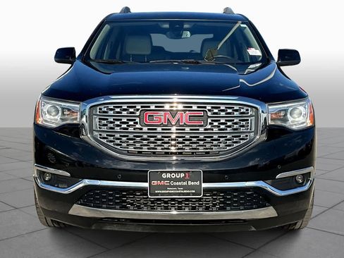 Used 2019 GMC Acadia Denali image 5