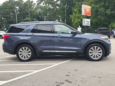 Used 2021 Ford Explorer Limited w/ Equipment Group 301A RWD image 6