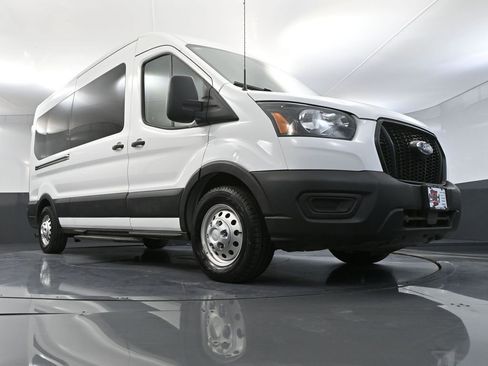 Used 2023 Ford Transit 350 XL image 47