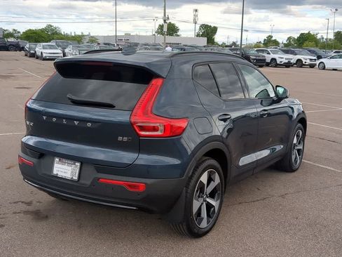 Used 2026 Volvo XC40 B5 Core w/ Protection Package Premier AWD/4WD image 6