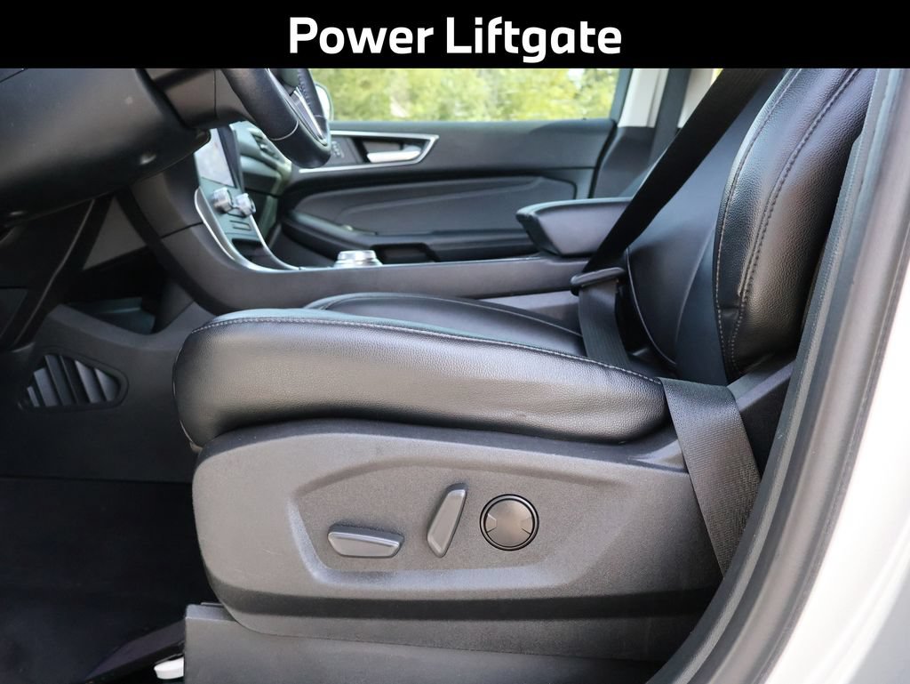 Used 2022 Ford Edge Titanium AWD/4WD image 9